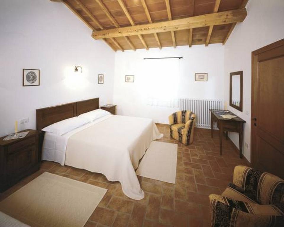 Il Poggio Delle Ginestre Guest House Torgiano Luaran gambar