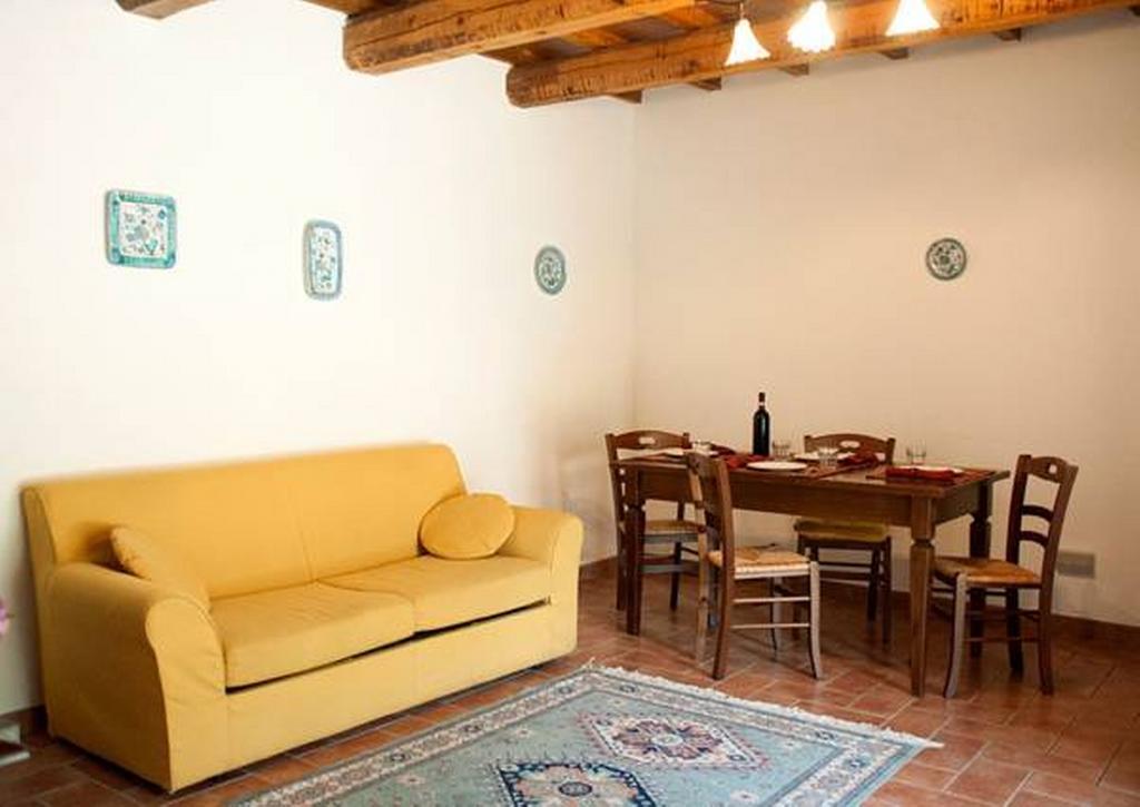 Il Poggio Delle Ginestre Guest House Torgiano Luaran gambar