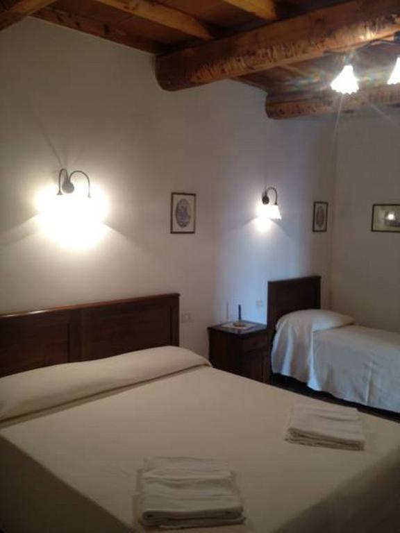 Il Poggio Delle Ginestre Guest House Torgiano Luaran gambar